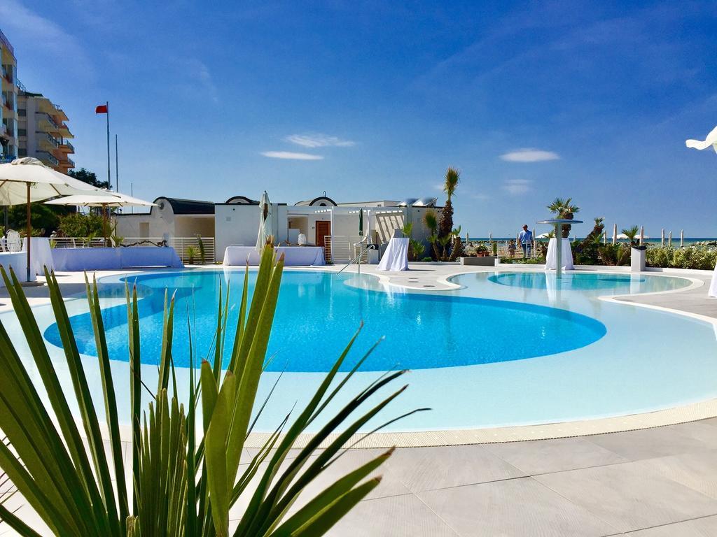 Hotel Clipper Cattolica Exterior photo